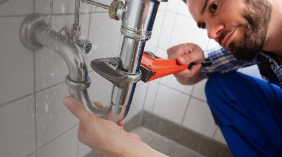 Local sewer line repair in Mount Vernon, TX